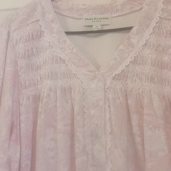 Miss Elaine Lovely Soft Plus Size Honeycomb Pink Paisley Gown NWT Size 1X & 2X - Picture 4 of 7